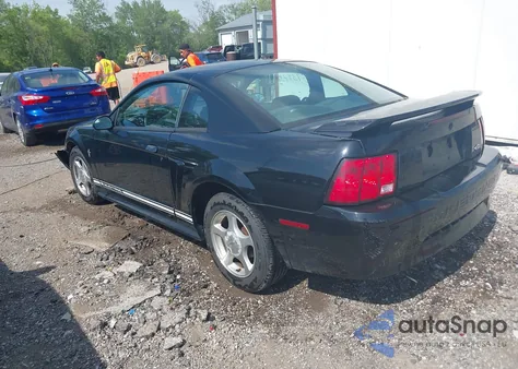 2001 Ford Mustang из США, поврежденный, VIN 1FAFP40451F161190